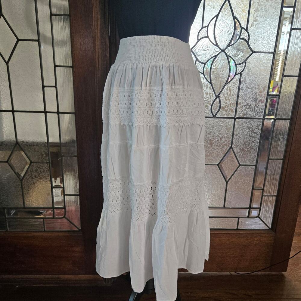 Women’s White Flowy Maxi Skirt Smocked Elastic Waist Boho Summer Skirt